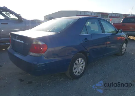 2005 Toyota Camry Le из США, поврежденный, VIN 4T1BE32K15U412756